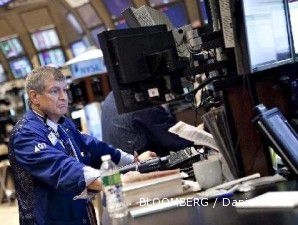 Minyak melesat ke US$ 100 per barel, Dow Jones dan S&P 500 terseret