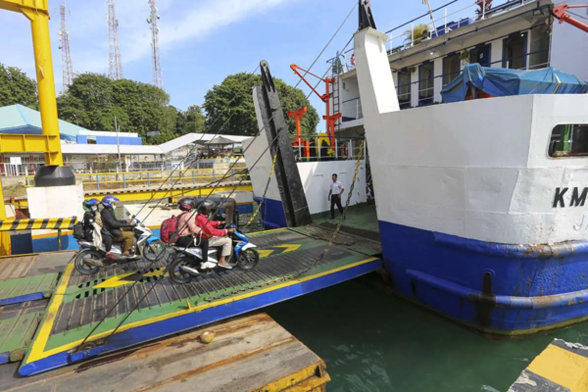 Turunkan Biaya Logistik, Pemerintah Bangun Pelabuhan Baru di Batam