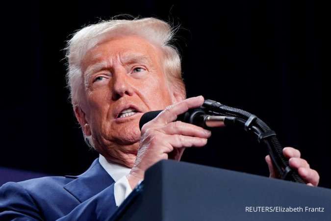 Donald Trump Berang Setelah The Fed Pertahankan Suku Bunga