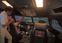 Ternyata Pilot dan Kopilot Dilarang Makan Menu yang Sama, Ini Alasannya