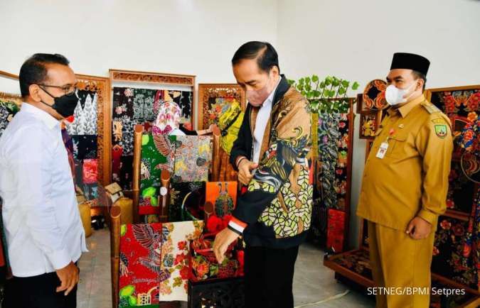 Jokowi Harapkan Industri Batik Bangkit Pasca Pandemi Covid-19
