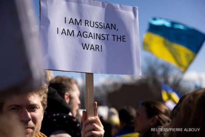 Pasukan Nuklir Siaga Tinggi, Rusia dan Ukraina Mulai Pembicaraan di Belarusia