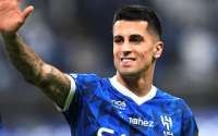 Barcelona Pulangkan Joao Cancelo, Dikontrak hingga 2029
