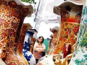 Musim hujan, produksi keramik Singkawang lesu