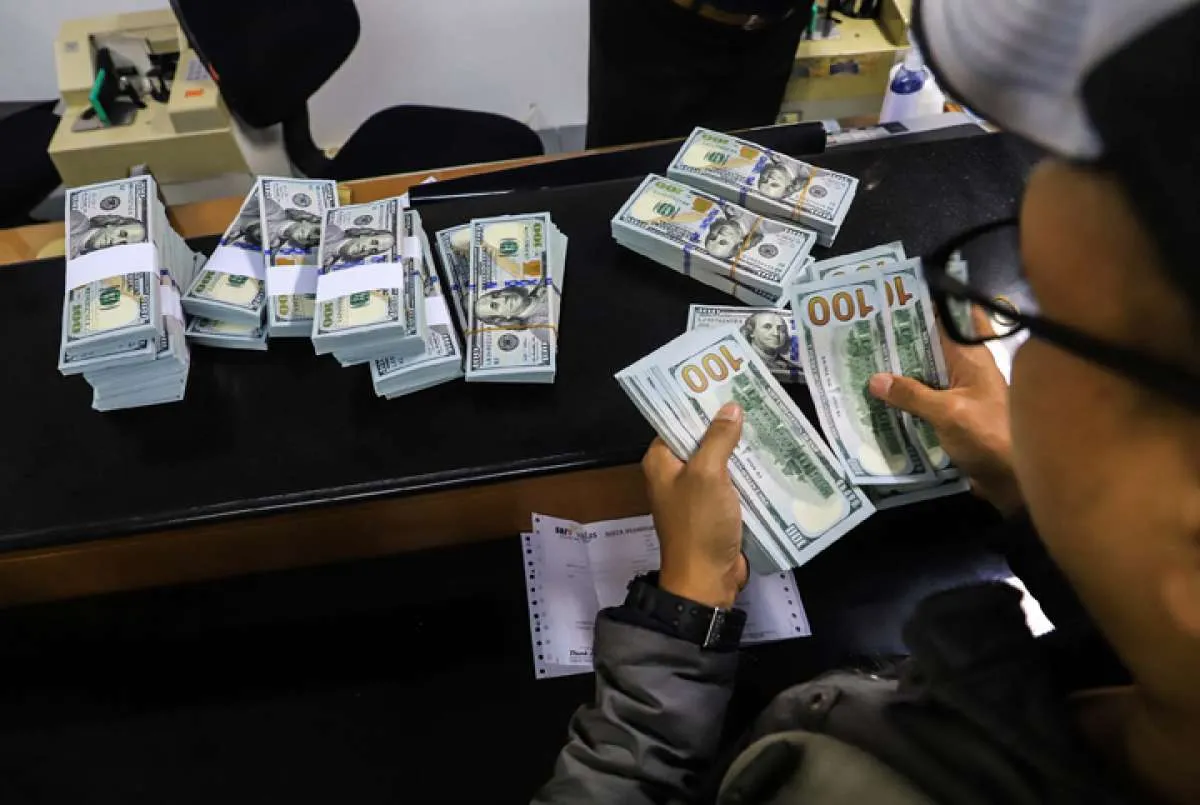 Dana asing Rp 104,7 triliun keluar dari Indonesia sejak awal Maret 2020