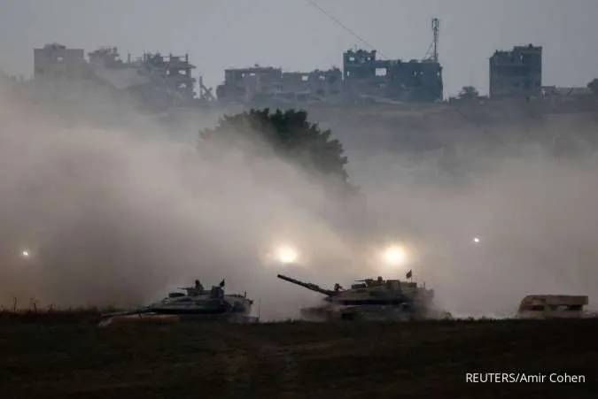 Israel Kills Dozens As It Steps Up Gaza Bombardment