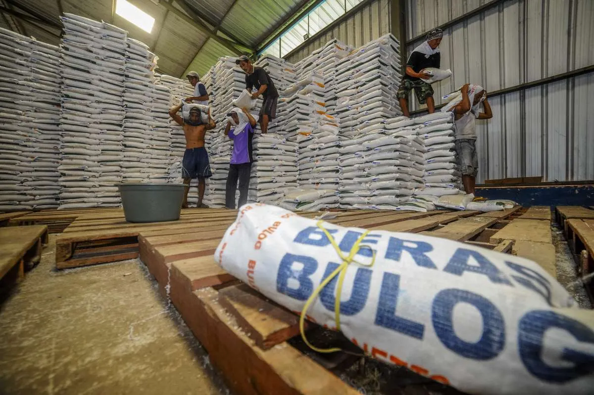 Hampir Dekati Normal, Bulog Klaim Pasokan Beras Pasar Johar Capai 800 ton