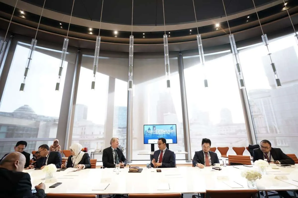 Bertemu Bos Bloomberg, Anies Baswedan Ungkap Target Net Zero Emissions Jakarta