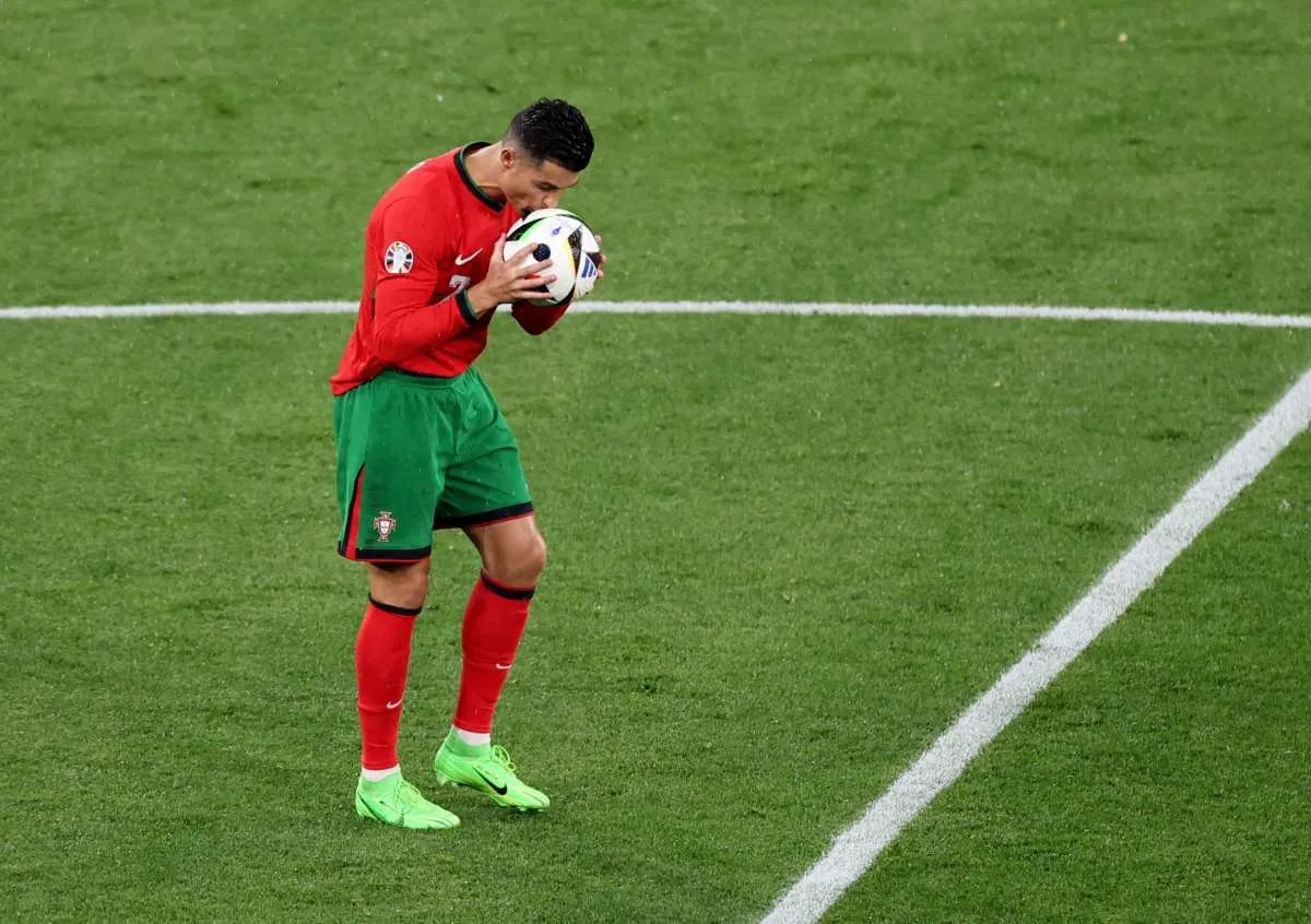 Daftar Pemain Sepakbola Tertua yang Bermain di Euro 2024, Ada Cristiano Ronaldo