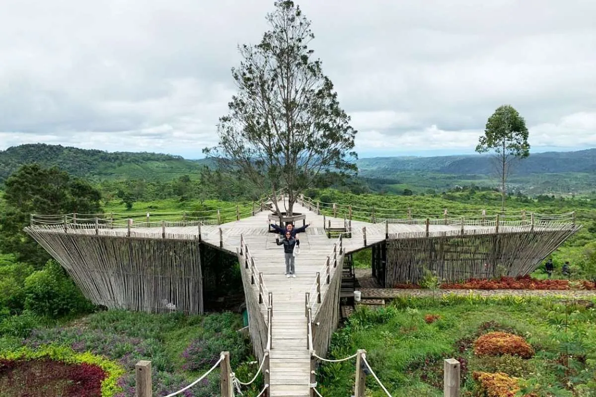 Wisata ke Rengganis Hiking Bandung, tarif dari Rp275.000 di Tiket.com