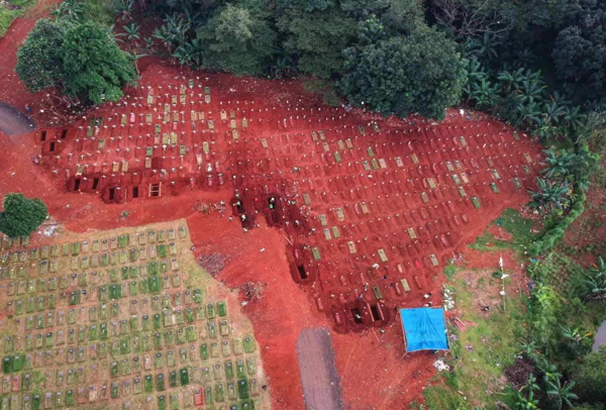 Kasus kematian karena corona melonjak 371 orang pada Minggu (20/6)