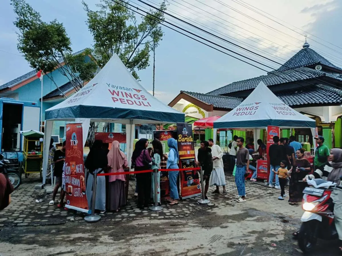 Yayasan WINGS Peduli Donasikan Sejumlah Bantuan bagi Korban Banjir Cirebon