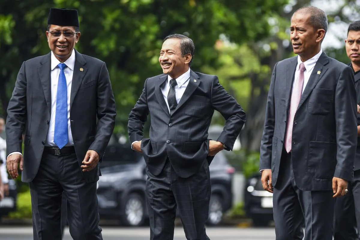 Prabowo Resmi Lantik Liliek Prisbawono Adi Jadi Hakim MK, Gantikan Anwar Usman