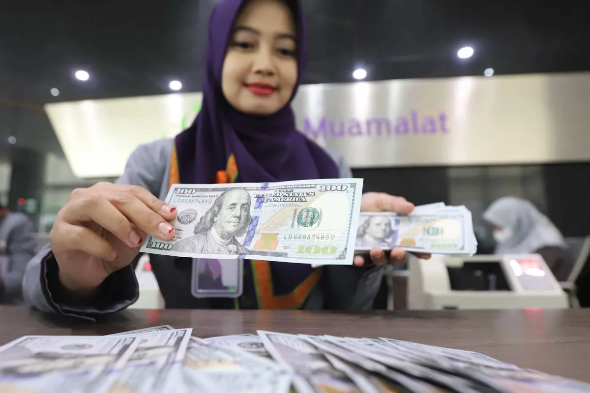 Memanasnya Konflik Iran-Israel Dorong Pelaku Pasar Berinvestasi ke Aset Safe Haven
