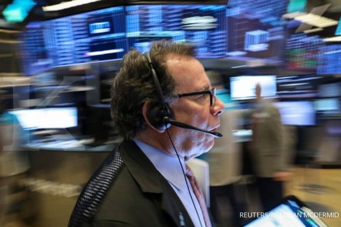 Wall Street jatuh setelah rilis data penjualan ritel yang mengecewakan
