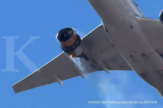 FAA memerintahkan penyelidikan Boeing 777 setelah kegagalan mesin United Airlines 