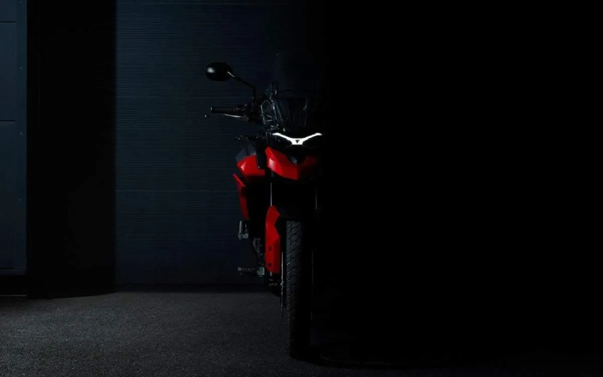 Bikin penasaran! Triumph Tiger 850 Sport muncul dalam sebuah teaser, ini prediksinya
