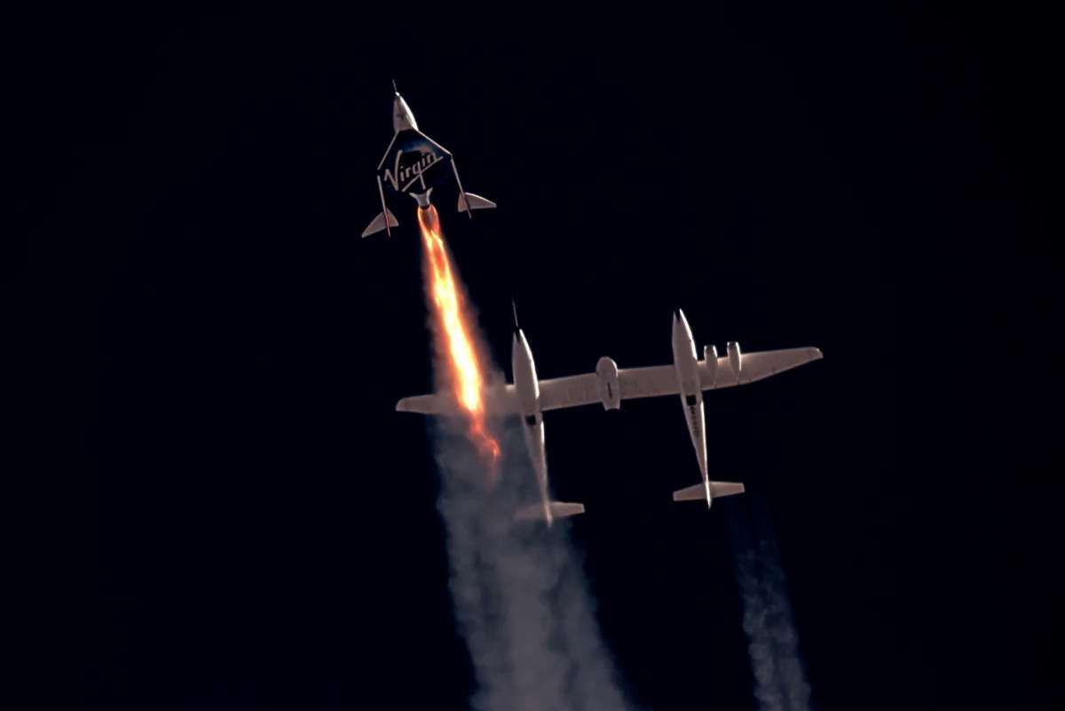 Bisnis Wisata Ruang Angkasa Taipan Dunia Memanas