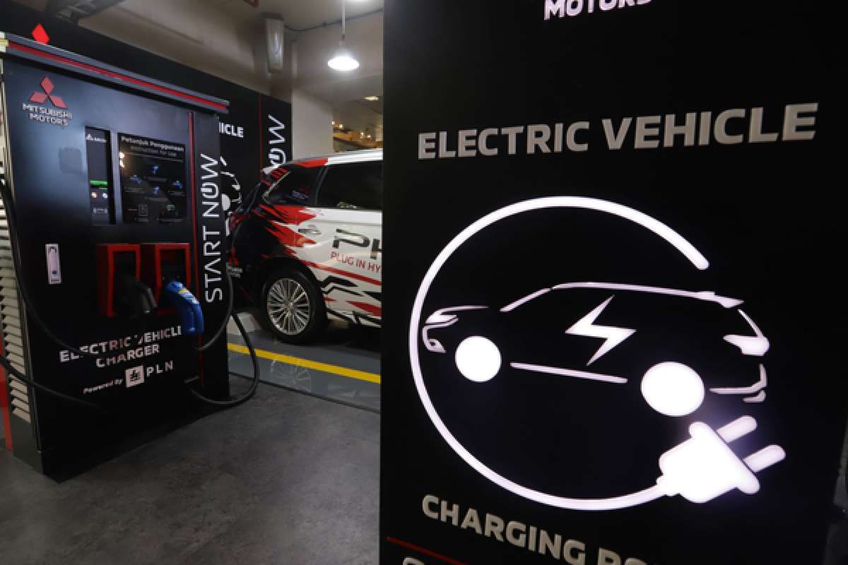 Fasilitas pengisi daya baterai mobil listrik