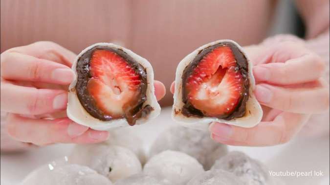 Resep Mochi Daifuku Cokelat Isi Buah Stroberi, Dimasak Cuma Pakai Teflon