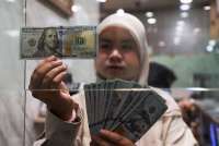 Rupiah Ambruk ke Rp 18.049, Ditekan Net Sell Asing dan Sentimen Risk-Off