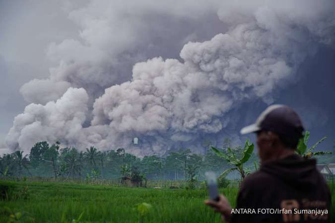 178 Orang yang Terjebak di Gunung Semeru Akan Dievakuasi Hari Ini, Kamis (20/11)