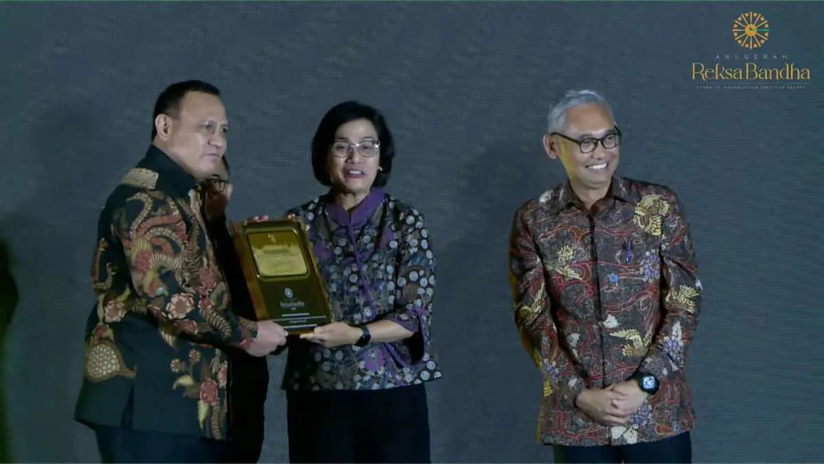 Sri Mulyani Beri Penghargaan Pengelolaan Aset dan Lelang, Ada KPK Hingga Bank BRI