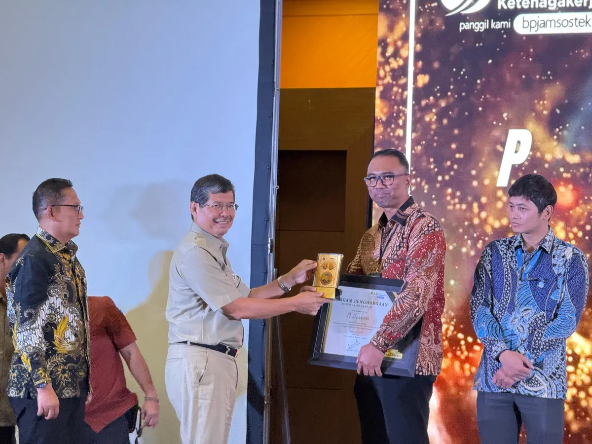 Komitmen Lindungi Pekerja, Pegadaian Sabet Paritrana Award 2025