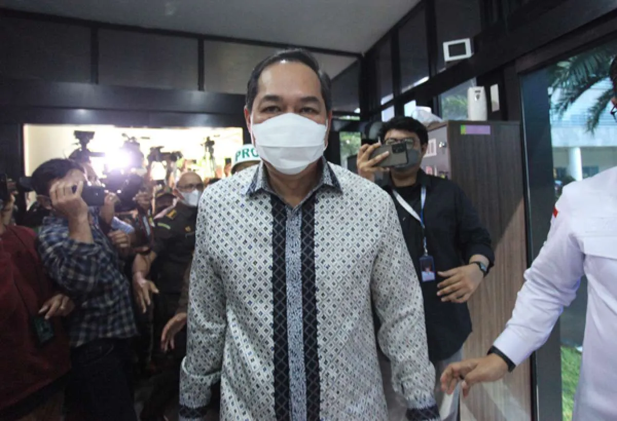 Alot! Sudah 11 Jam Mantan Mendag Muhammad Lutfi Diperiksa Kejagung