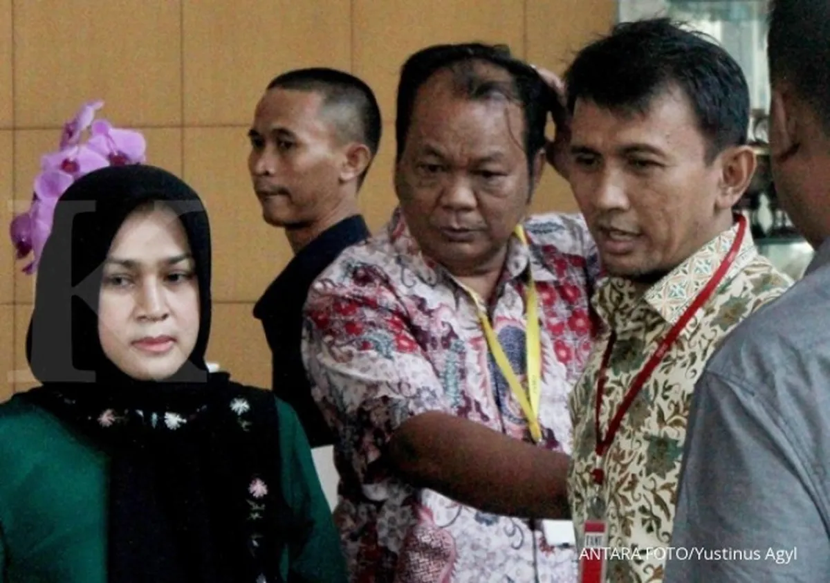 Gubernur Gatot dan istrinya ditahan KPK
