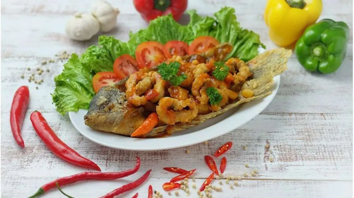 Resep Gurame Saus Asam Manis, Sajian Bergizi Super Nikmat!
