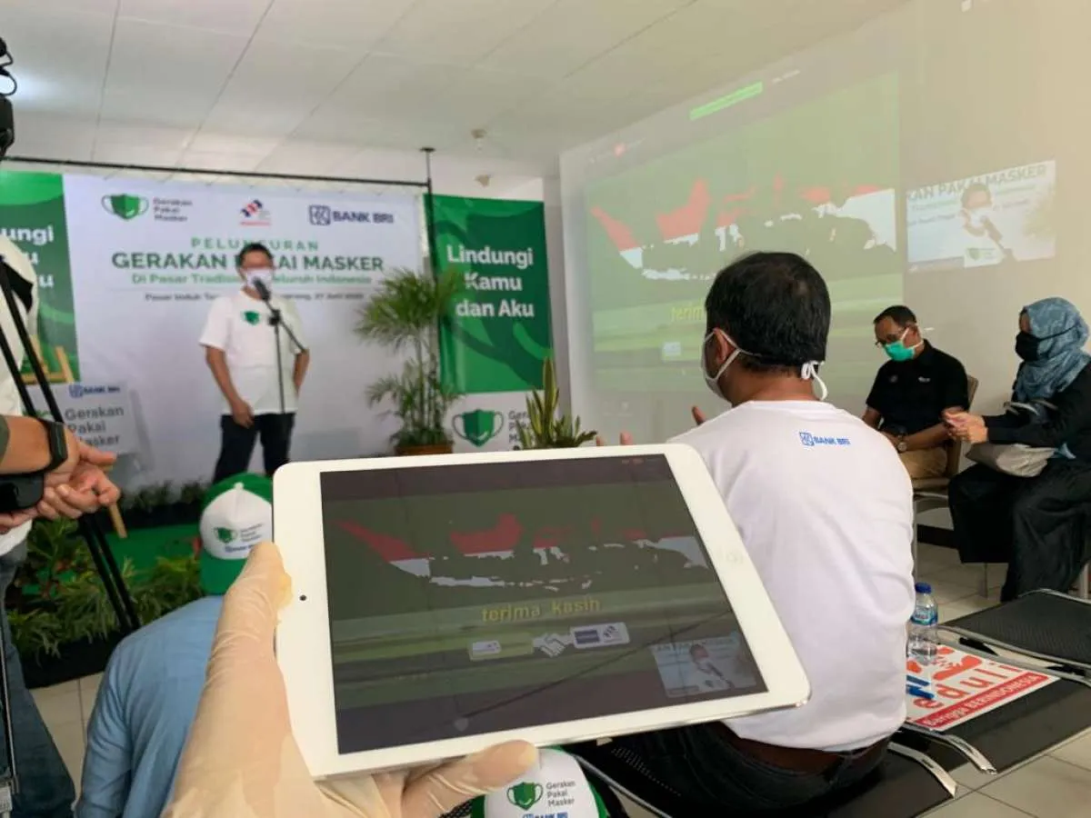Adakan sosialisasi di pasar rakyat, pesantren target gerakan pakai masker berikutnya