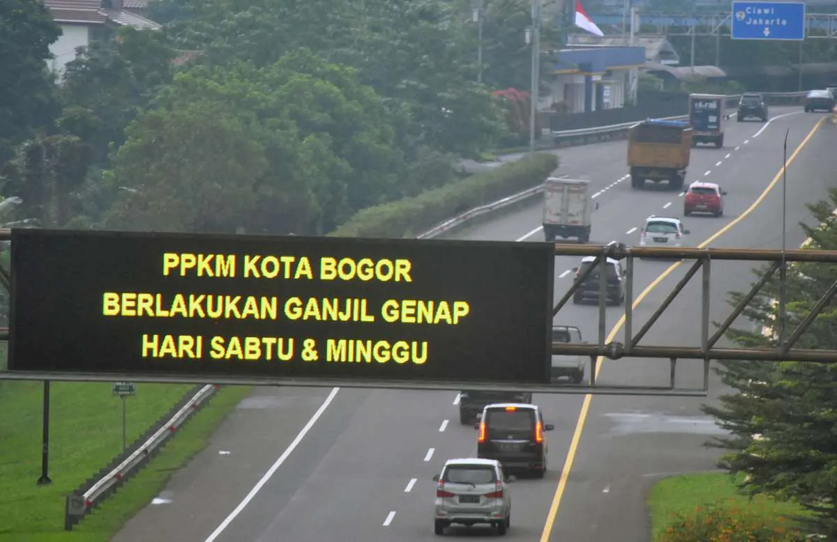 Jalan tol Jagorawi dan Simpang Cawang tol Dalam Kota sudah normal