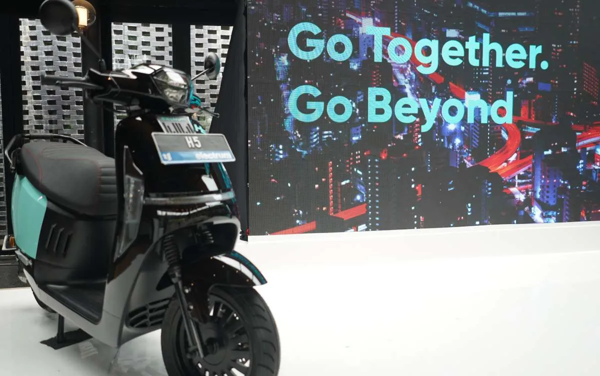 TBS Energi Utama (TOBA) Targetkan Jual 7.000 Unit Motor Electrum di Tahun Ini