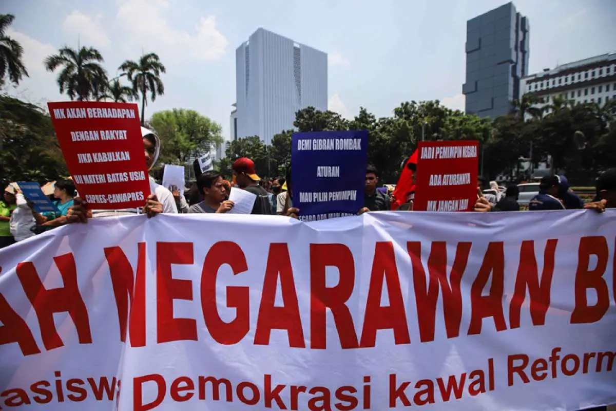 Ini Arti Oposisi dalam Bahasa Indonesia: Pengertian dan Peran dalam Sebuah Negara