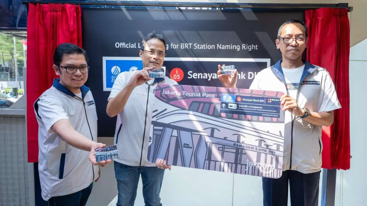 Bank DKI dan Transjakarta Resmikan Penamaan Halte Transjakarta Senayan Bank DKI