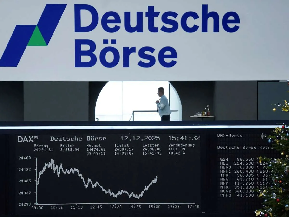 European Stocks Rise, Dollar Steadies as Markets Look Past Venezuela Turmoil