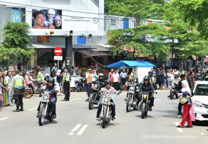 Pakai Chopper, Jokowi bersama klub-klub motor blusukan tinjau program padat karya 