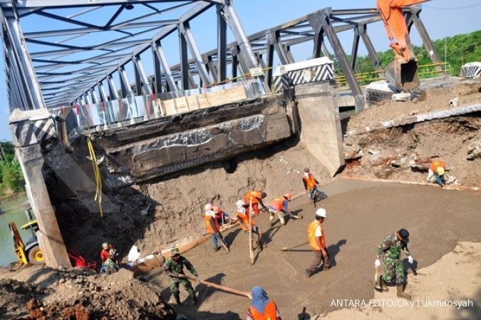 Jembatan Comal ditarget selesai Oktober