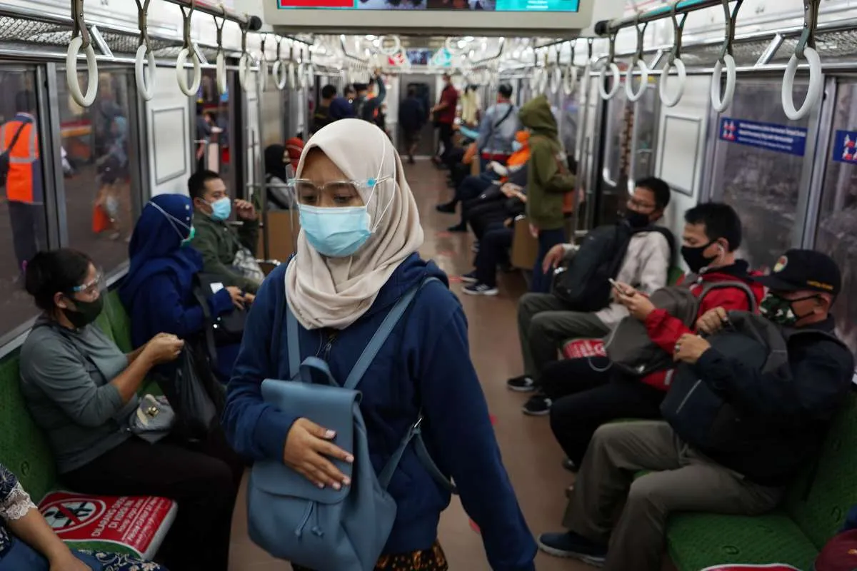 Inilah bukti ilmiah masker scuba tak efektif cegah virus corona