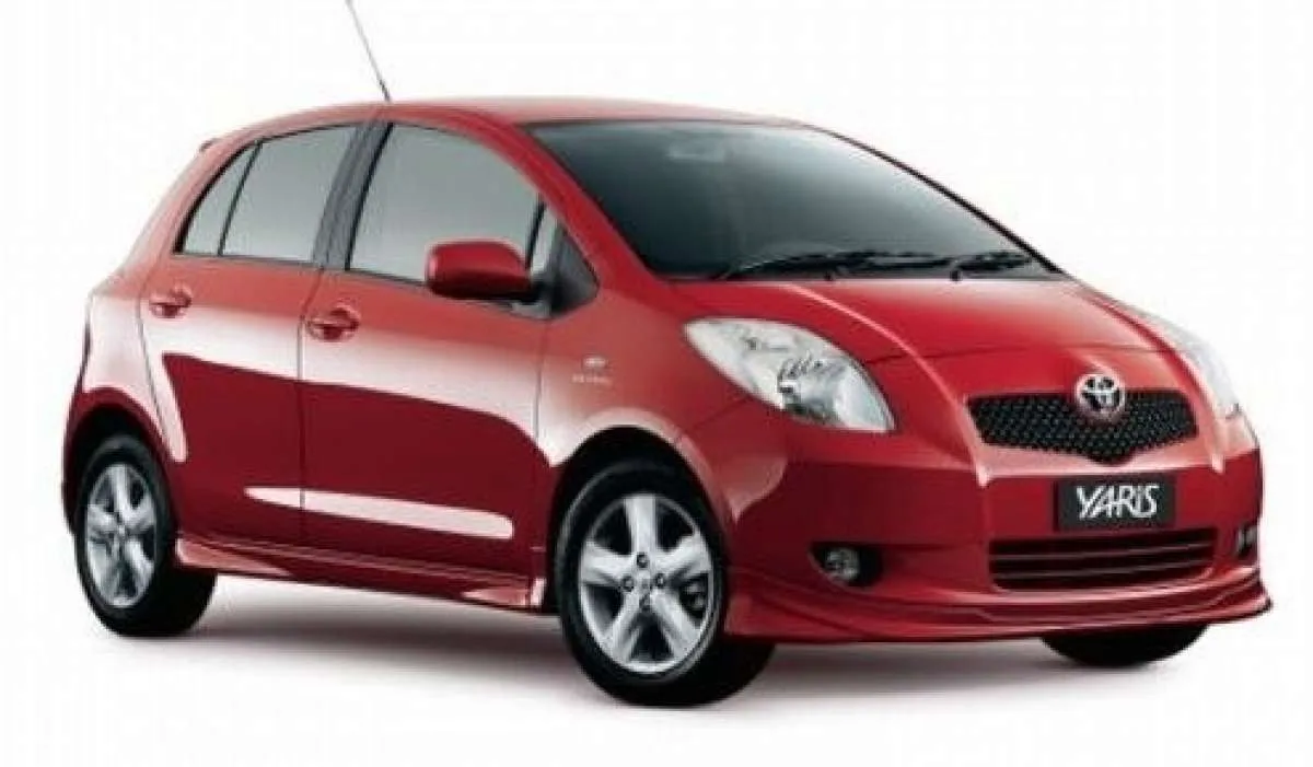 Makin terjangkau, simak harga mobil bekas Toyota Yaris rilisan tahun ini 