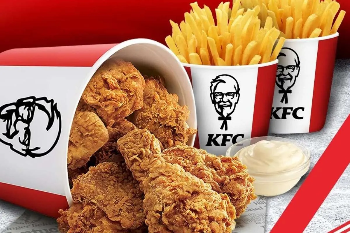 Terbaru! KFC Bucket Special Isi Ayam dan Kentang Goreng s.d. 31 Agustus 2023