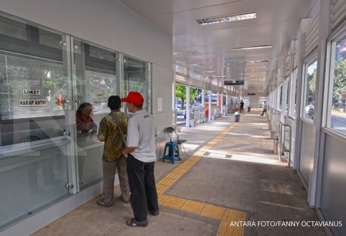 Wajah baru halte Transjakarta Karet Baru