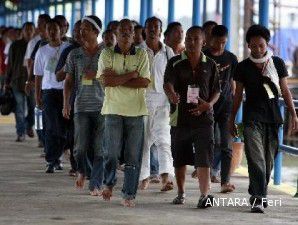 Kemenakertrans panggil 165 asosiasi TKI