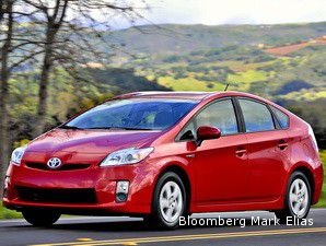 Prius Masih Jawara di Negeri Sakura