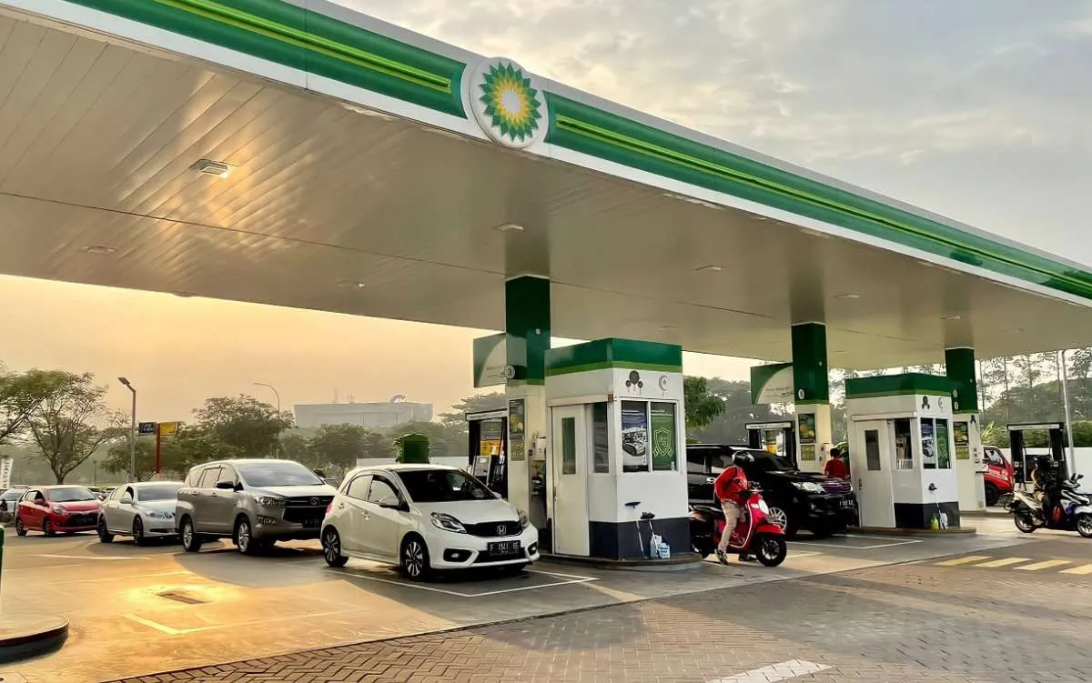 BP-AKR Turunkan Harga BBM, Ini Perbandingan Dengan SPBU Pertamina, Shell & Vivo