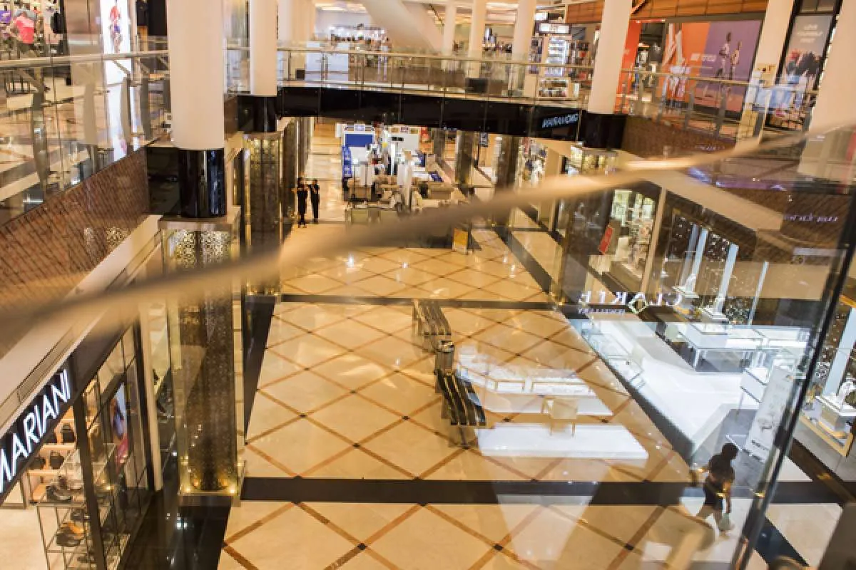 Sebanyak 150.000 pekerja pusat perbelanjaan di Jawa Barat terancam PHK