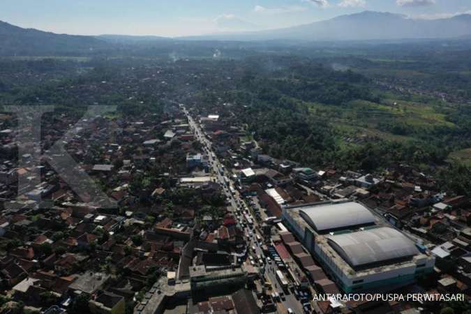 Prakiraan Cuaca Jawa Barat Besok Kamis (4/6), Hujan Guyur Kota Ini