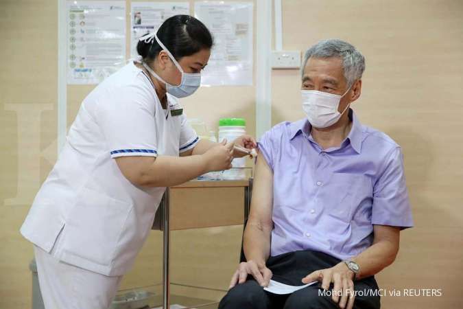 Perdana Menteri Singapura disuntik vaksin Covid-19