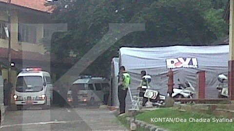 Satu korban ledakan gudang dibawa ke kamar jenazah